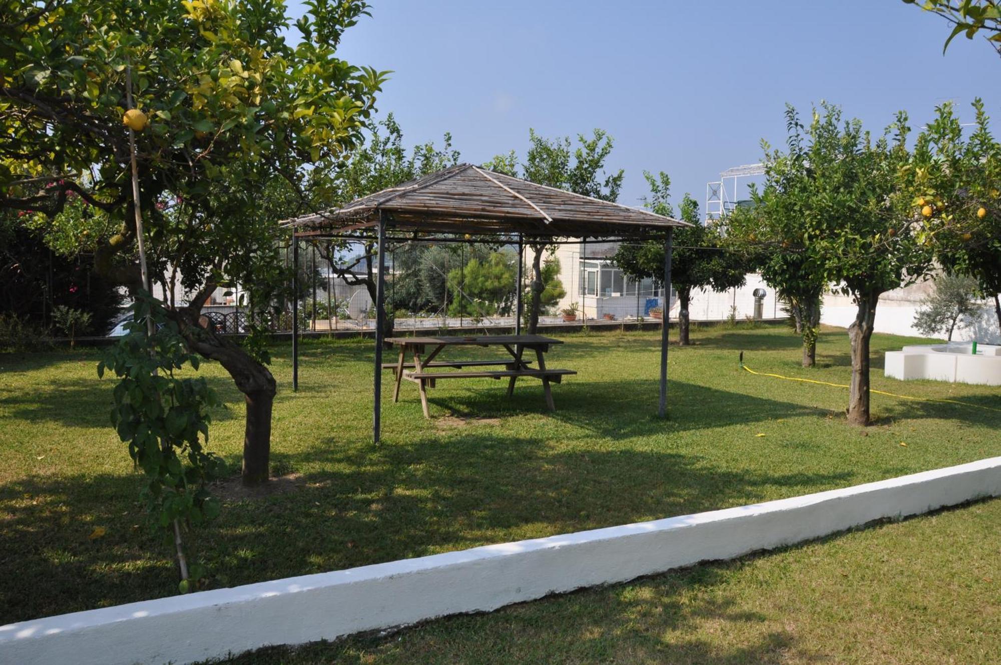 Hotel Savoia Procida Exterior photo
