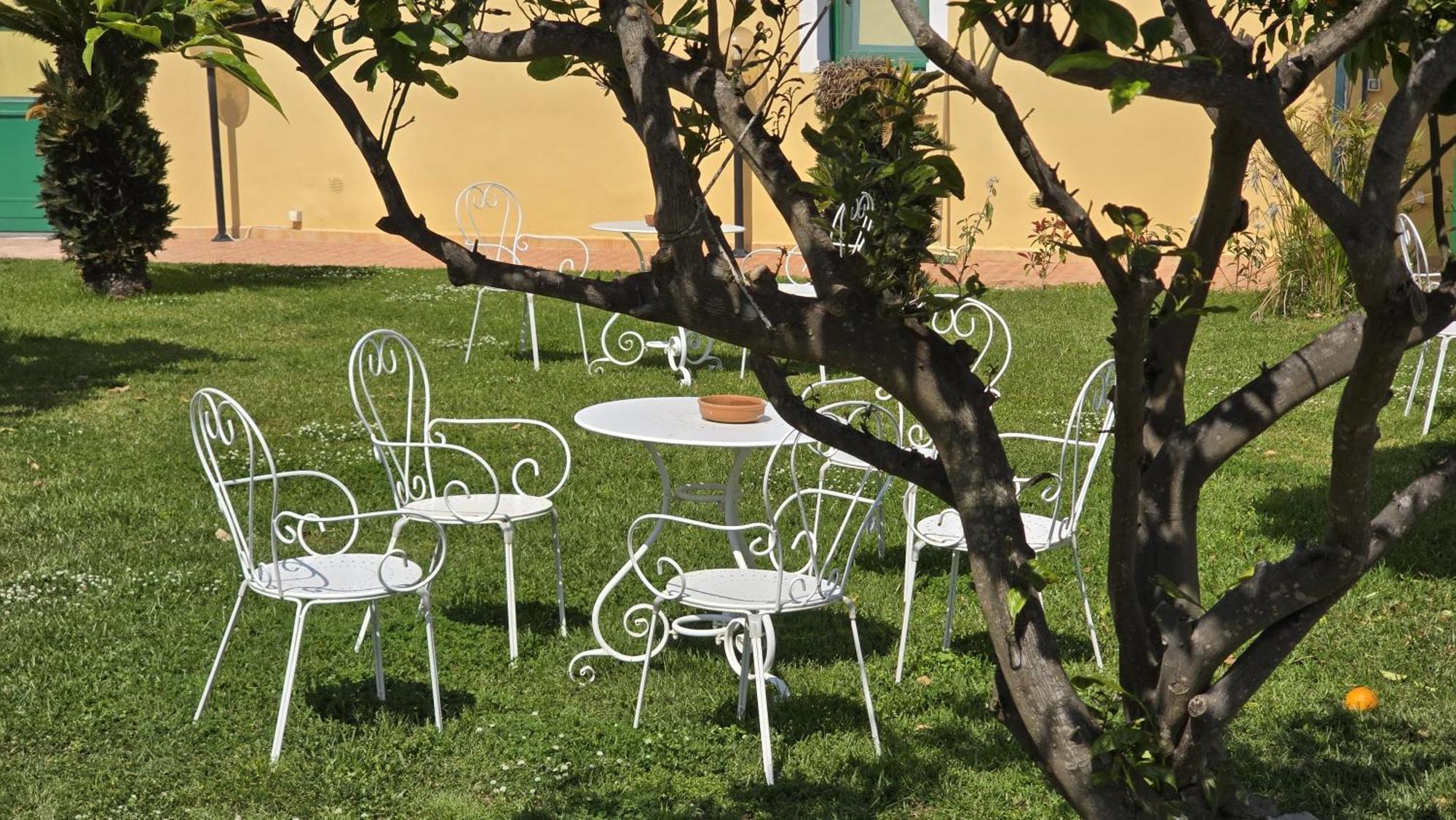 Hotel Savoia Procida Exterior photo