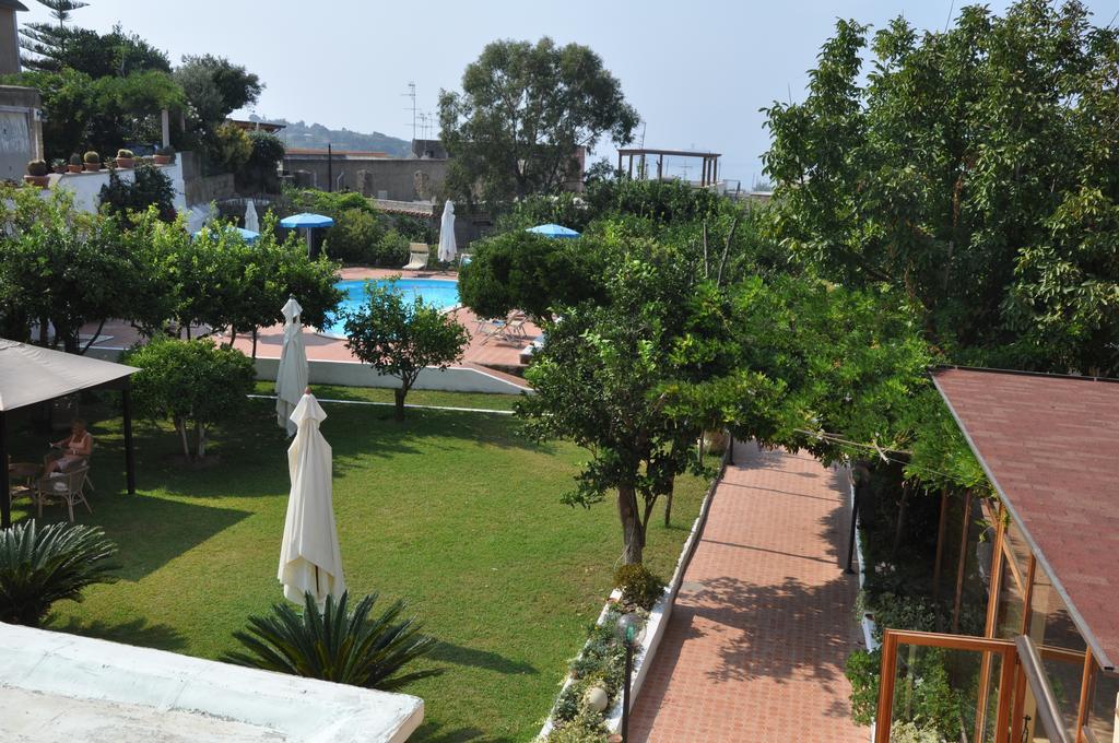 Hotel Savoia Procida Exterior photo